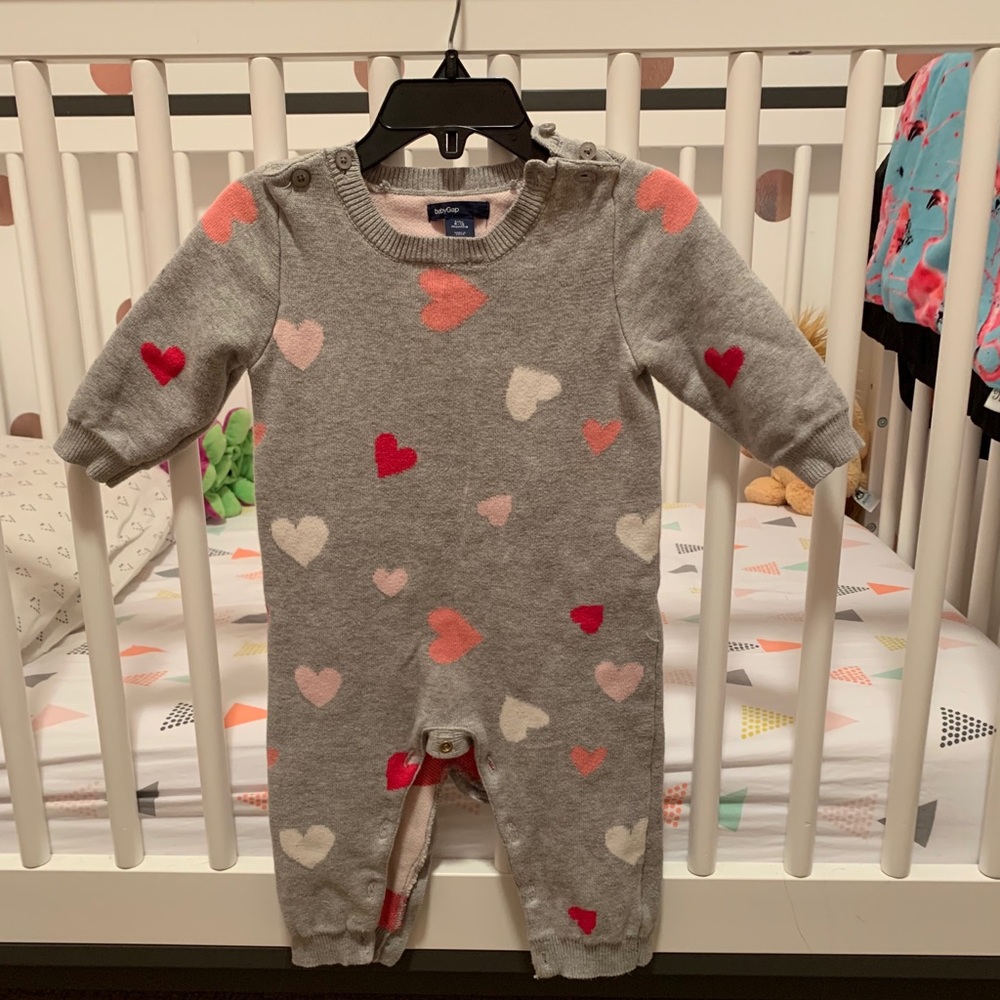Baby Gap Gray/Heart Thick Sweater Bodysuit